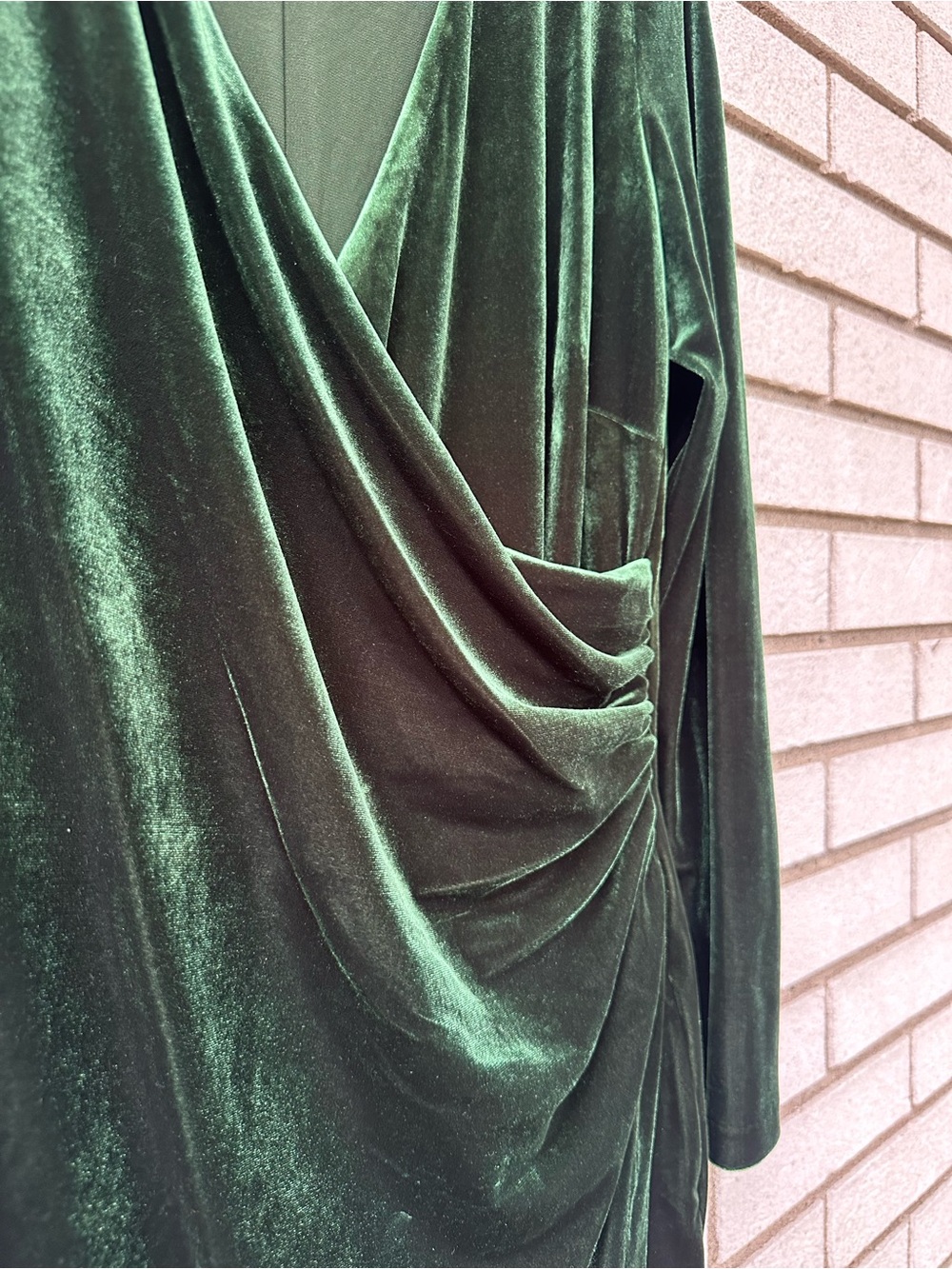 Lauren Ralph Lauren Green Stretch Velvet Surplice Ruched Long Sleeve Dress 10 - Picture 5 of 9